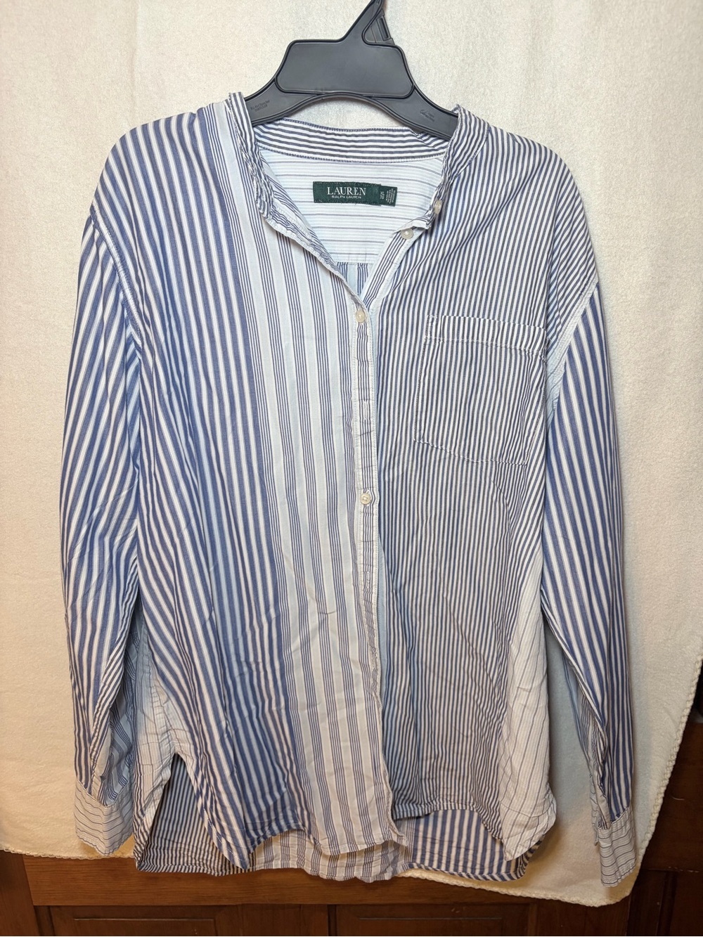 Lauren Ralph Lauren Blue & White Vertical Stripe Button-Down Shirt